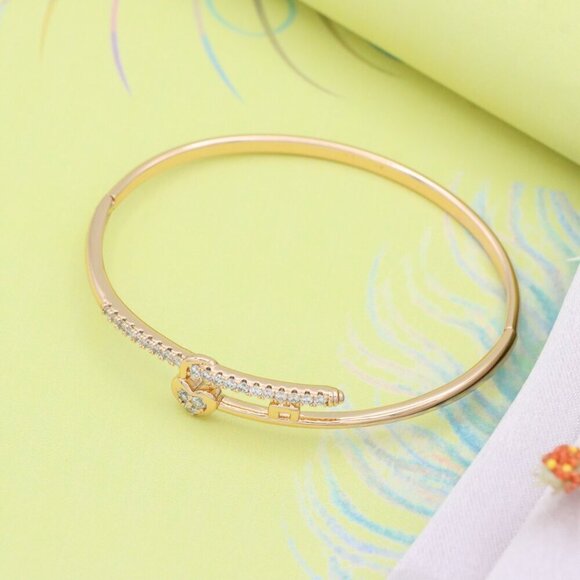 Elegant Heart Charm Rose Gold Bangle with Crystal Accents, XPBL0498 - Picture 5 of 12